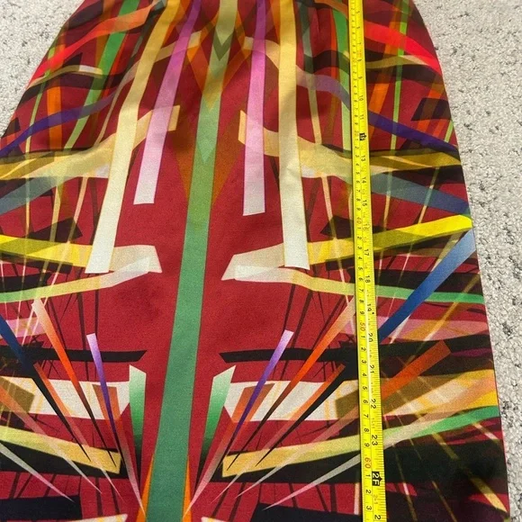 Escada size 36 (S) silk “Ode to LA” NWOT Pencil Skirt Elegant Tailored Design - Picture 11 of 15